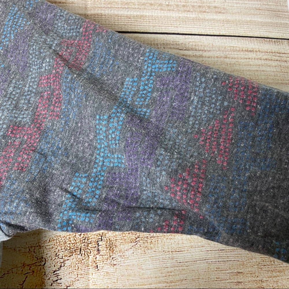 Lularoe Randy Raglan t shirt small - Picture 5 of 6